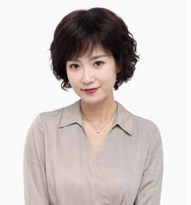 头顶补发片女假发片短卷发妈妈中老年发套纹理烫造型全假发半头套