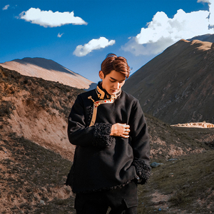 传统藏族服装男 呢子加绒藏装冬季外套康巴 藏式上衣手工包边工艺