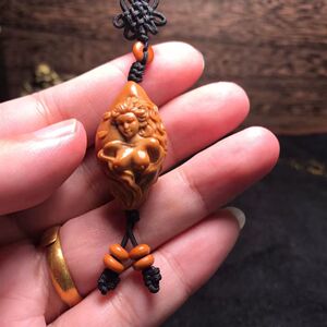 橄榄核雕刻美女单籽