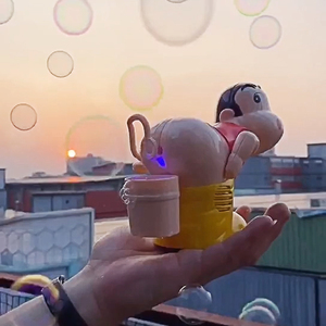抖音网红儿童自动吹泡泡蜡笔小新电动屁股会放屁的泡泡机搞怪玩具