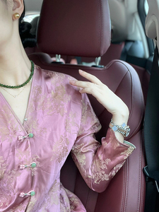 新中式女装高端小香风玫粉色印花衬衫今年流行的漂亮外套女秋冬款