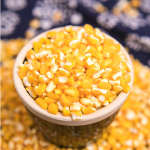 东北大碴子净重5斤农家自产笨玉米碴黏粘大碴粥玉米渣玉米新粗粮