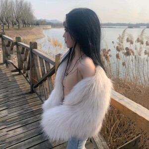 精神小妹女装冬季社会女衣服快手网红傲娇美同款毛毛大衣仿狐狸毛