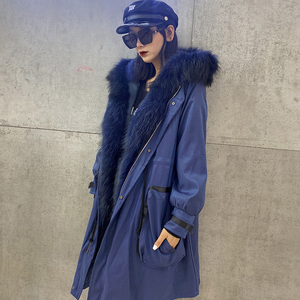 佟二堡海宁派克服女款2021新款真毛皮草外套獭兔内胆中长款可拆卸