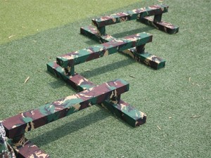 400米障碍训练器材跨跃杆幼儿小学生军体训练道具体智能感统道具