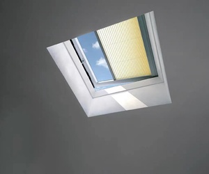 威卢克斯velux 美式天窗 平顶 斜顶 电动 太阳能 遮阳帘 窗帘