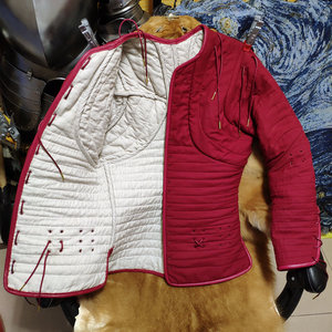 新品身-做定欧洲中世纪服mga饰bbeson多层亚麻武装衣棉甲软铠甲包