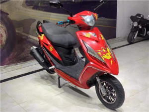 二手鬼火摩托车三代战速皮卡丘踏板整车雅马哈100cc爆改125cc一代