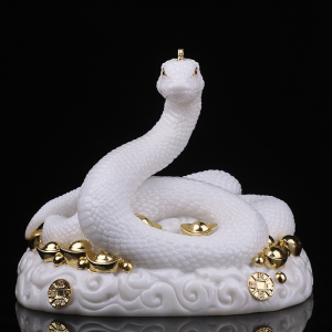 汉白玉灵蛇摆件七彩十二生肖蛇摆件家用供奉生肖蛇灵蛇像