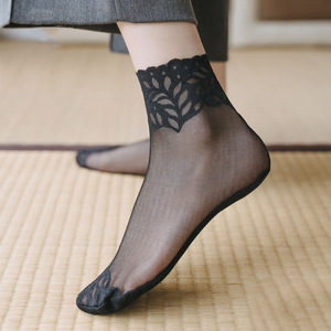 日本MUJIE袜子女短袜蕾丝花边丝袜短筒夏季薄款棉底黑色网眼透气