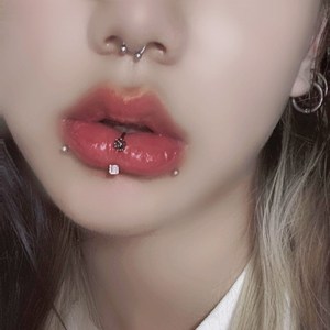 穿刺方钻超闪骰子唇环ins唇钉替换钉马蹄环鼻环耳骨钉嘴唇饰品潮