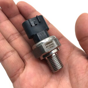 五十铃 100p 600p 4hk1 4jb1 机油压力传感器 机油感应塞1人付款45