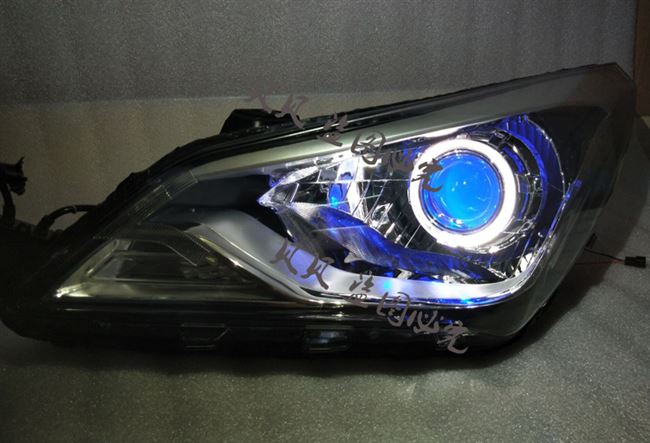 适用于现代瑞纳大灯总成改装双光透镜氙气灯天使眼恶魔眼瑞纳大灯