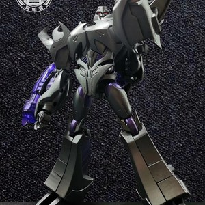 领袖之证v级威震天