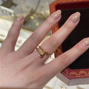 代购cartier/卡地亚新款18k黄金玫瑰金无钻镶钻钉子戒指女款指环