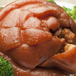 脱骨酱香肘子 200g/每袋