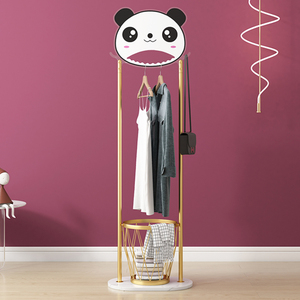 简约卡通儿童落地挂衣架置物架卧室可爱衣架子脏衣篮收纳架衣帽架