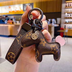 适用lv包包高档马上有钱钥匙扣网红老花小马钥匙链挂件情侣闺蜜