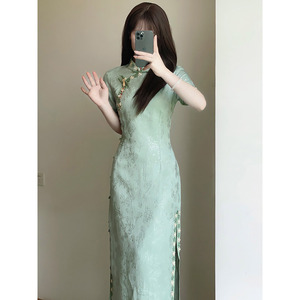 新中式国风改良旗袍2024年夏季新款清新波浪裙摆少女绿色连衣裙春