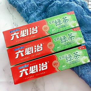 蓝天六必治绿茶牙膏