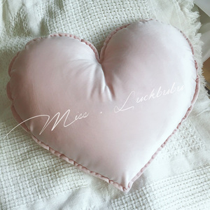 初心ins北欧抱枕爱心云朵麂皮绒靠垫沙发靠枕办公室午y睡枕头包邮