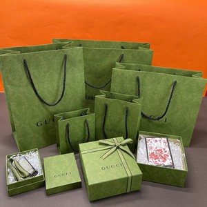 gucci古奇酷奇绿色纸袋香水袋口红袋包装袋手提袋购物袋子围巾袋
