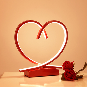 结婚爱心台灯婚房床头灯新娘陪嫁心形灯礼物送新人一对新婚长明灯