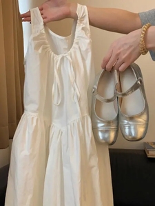 白色法式连衣裙女2024新款夏季小个子收腰裙子绝美抽绳背带裙长裙