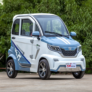 东威a8plus电动四轮车接送孩子代步车新能源电瓶全封闭方向盘小型