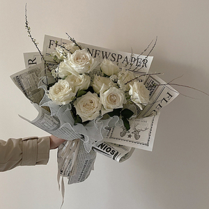复古英文报纸鲜花花束礼物礼盒牛皮纸包装纸玫瑰打包花艺包花材料