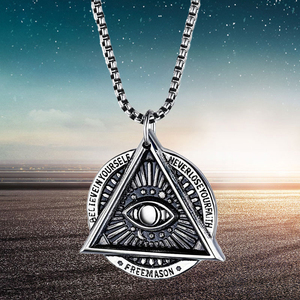 共济会恶魔之眼项链潮男钛钢吊坠复古嘻i哈毛衣链学生单身个性饰