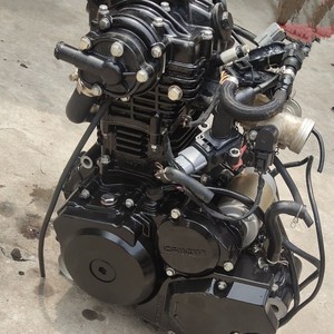 春风nk150发动机总成 cf150-3水冷6档夜猫领跑 改装铃木钻豹锐爽