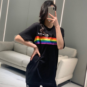 代购burberry/巴宝莉短袖彩虹条纹印花圆领纯棉男女同款宽松t恤
