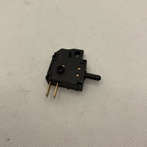 摩托车配件适用铃木锐爽en125豪爵银豹钻豹 离合器开关离合开关