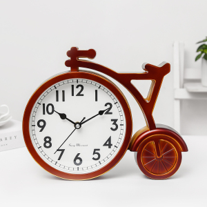 自行车创意造型座钟客厅北欧时钟桌面钟表摆件台式现代静音大台钟