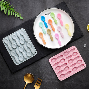 新品10连小勺子形硅胶巧克力模奶酪磨牙棒饼干冰块蜡瓶糖蛋糕模具