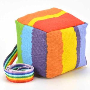 新款带绳子童包挂绳j线彩卡色通幼儿园小学生 踢毽子儿沙手工布.