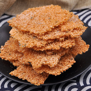 非油炸锅巴乡村老灶柴火香葱香辣大米锅巴零食铁锅