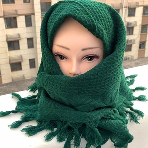 方围巾女士方形围巾包头围巾中老年妈妈婆婆头巾毛线方巾加厚提花