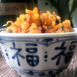 云南曲靖陆良香辣板蓝根酱菜萝卜丁鲜脆爽口干巴菌韭菜花下饭瓶装