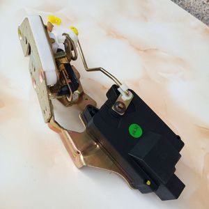奇瑞qq3 qq6 a1旗云1车门锁块闭锁器中控锁块 电动门锁块配件
