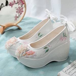 古代高跟鞋汉服鞋子女古风超仙增高厚底明制古代高跟翘头绣花鞋