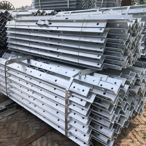 厂家热镀锌电力架空线路直线耐张高压低压四线五线角铁线路横担