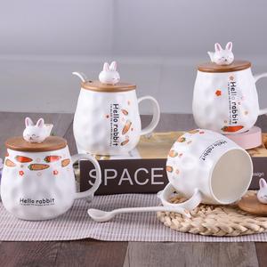 卡通兔子木盖陶瓷杯创意萝卜兔水杯子可爱咖啡杯早餐马克杯带盖勺