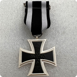 铁十字徽章德国普鲁士项链骑士勋章德国纪念德军金银橡叶胸针别针