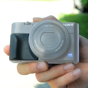 适用ag-r2防滑手柄索尼黑卡7手柄相机rx1 0m7 rx100m6 mm0m4 53