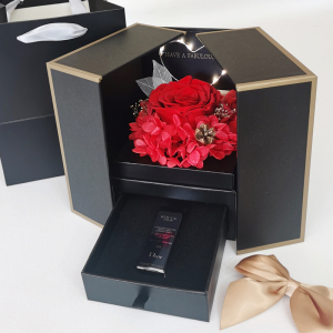 迪奥口红永生花礼盒