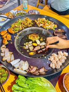 贵州烙锅烤家用专用罗锅活油无涂层烧烤不粘一体摆摊商用油炸土豆