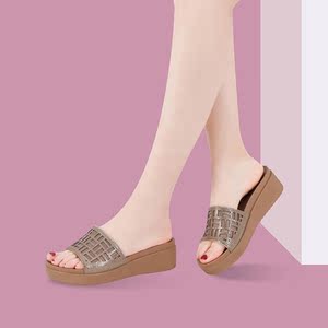 坡跟拖鞋女士外穿防水台夏天韩版学生时尚休闲中高跟凉拖鞋女装厚