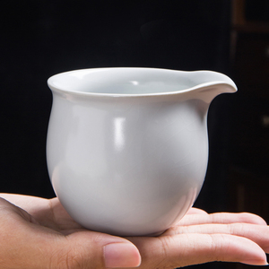 汝窑月白公道杯大号分茶器开片汝瓷可养公杯陶瓷手工家用复古茶海